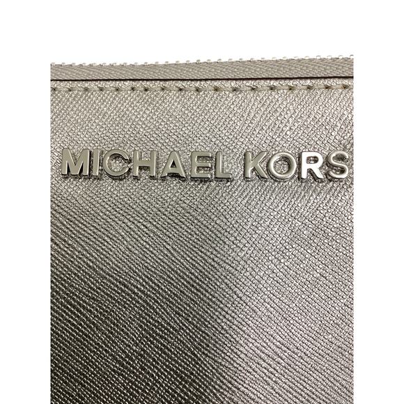 Michael Kors Wallet Women’s 1 Size Wristlet Style Saffiano Leather Zipper Silver - Picture 7 of 7
